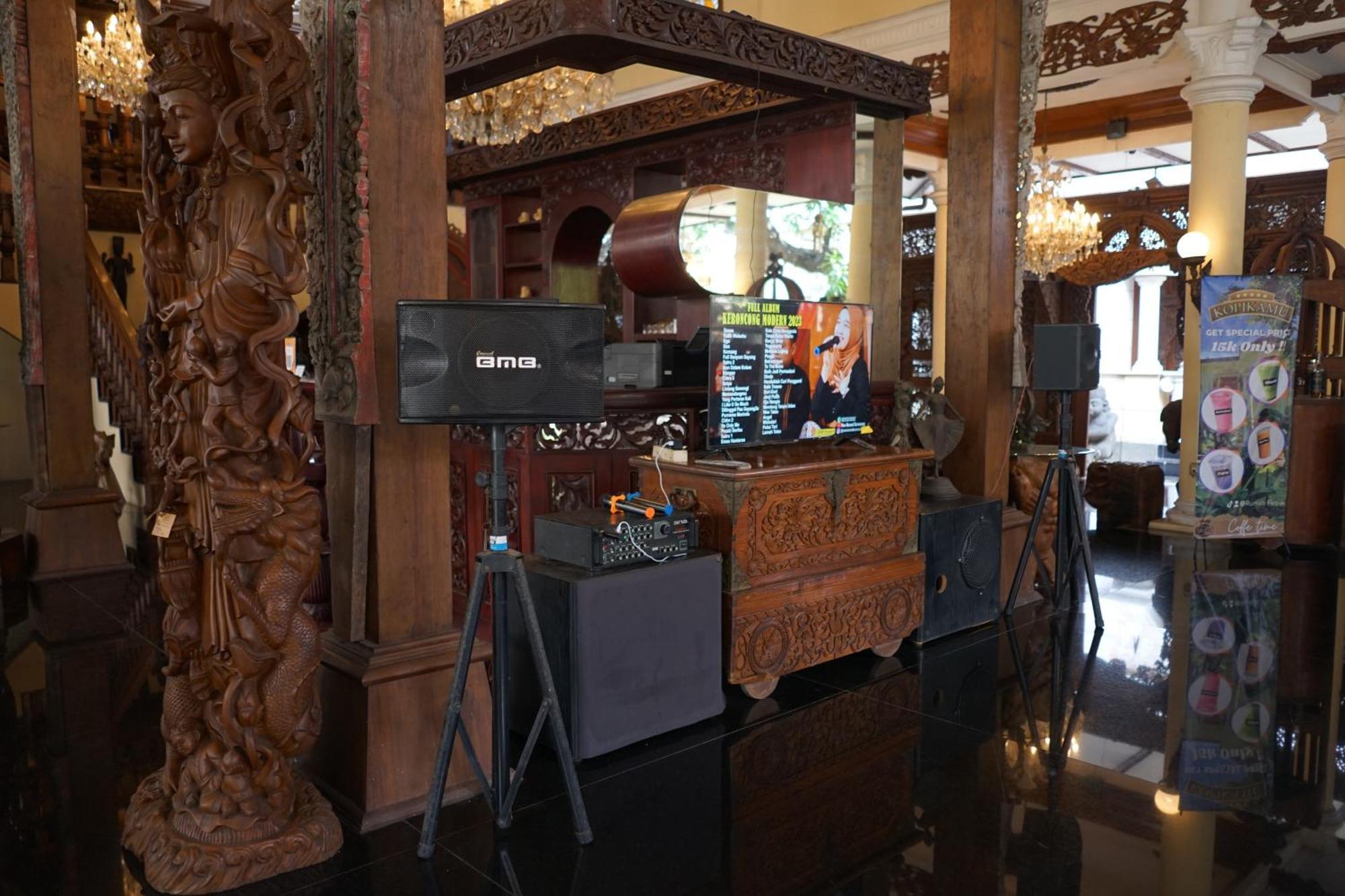 Rumah Pesik Art Heritage Gondowulung Ngoại thất bức ảnh